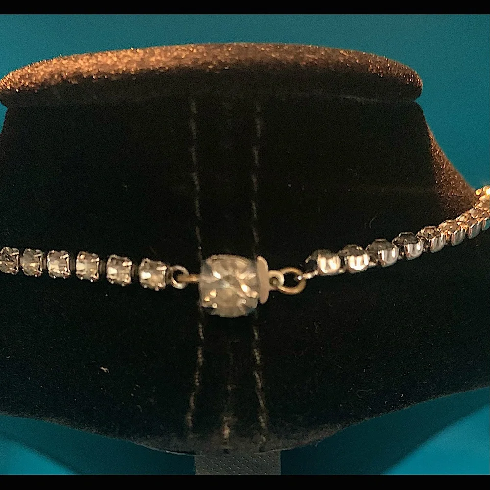 Beautiful Vintage Rhinestone Set - Picture 3 of 7